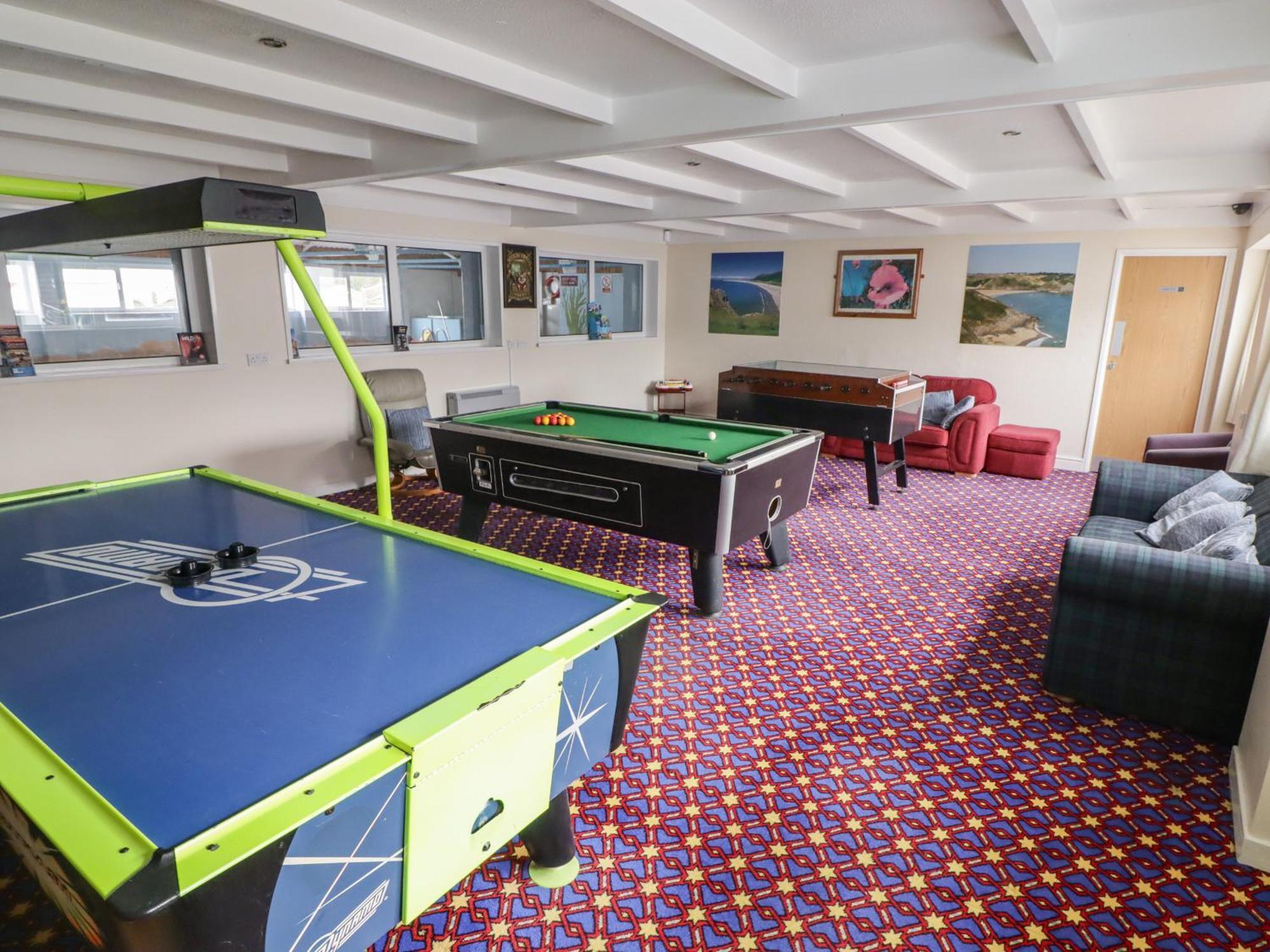 13 Gower Holiday Village スウォンジー エクステリア 写真